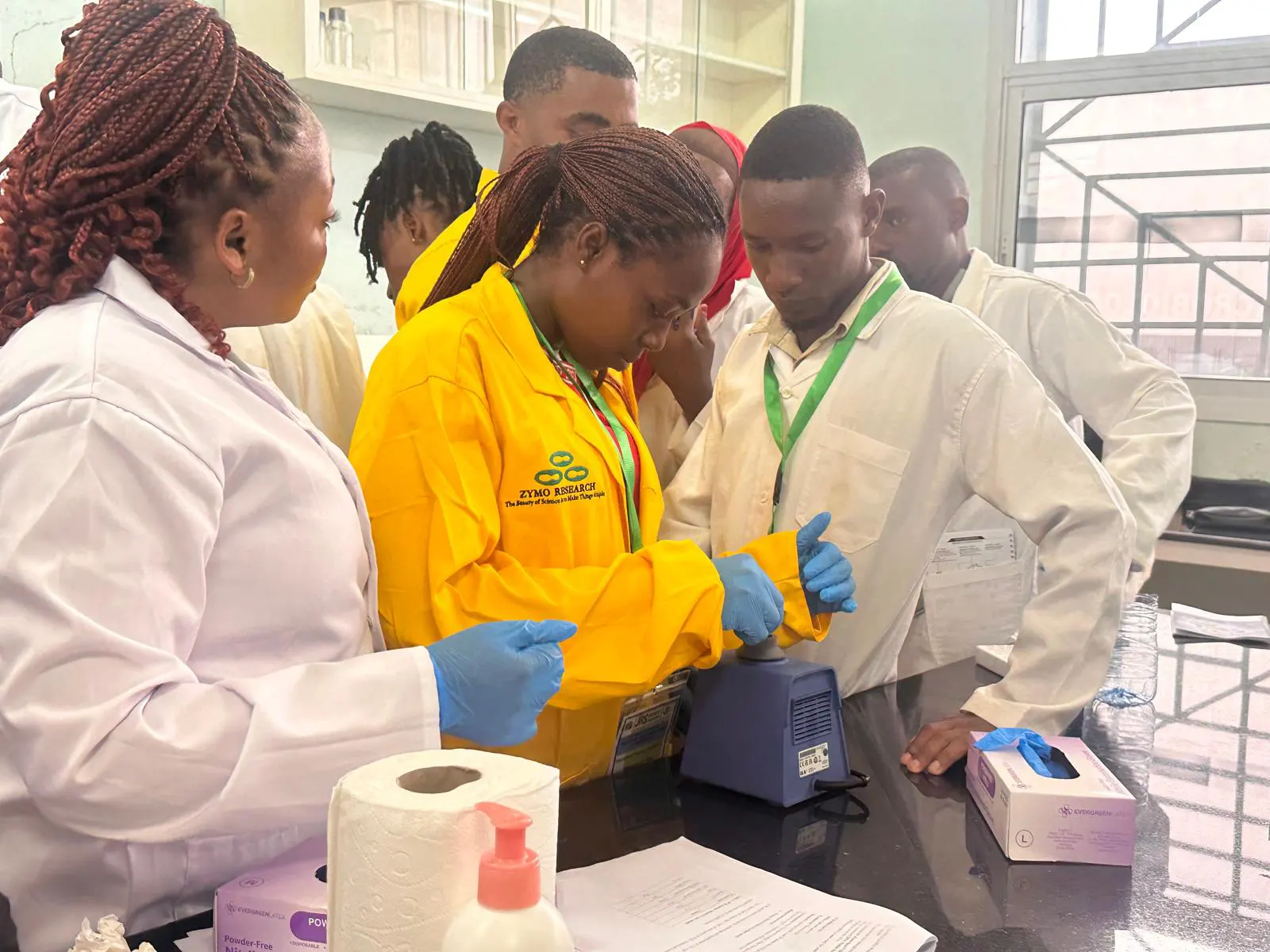 Participant hands on 1